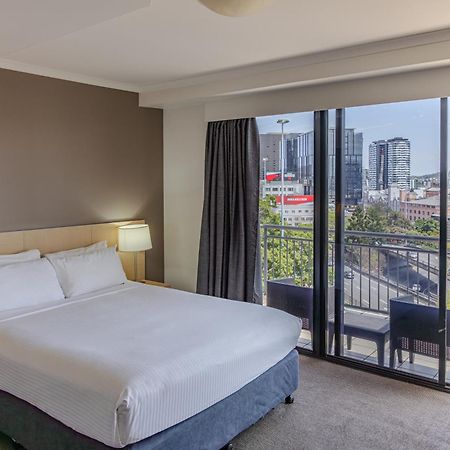 Adina Apartment Hotel Brisbane Exterior foto